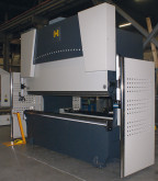 Une presse plieuse CNC et une machine de découpe plasma chez HACO
