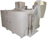 Centrale de filtration avec pompe 350 bars dans caisson d’insonorisation et groupe de froid